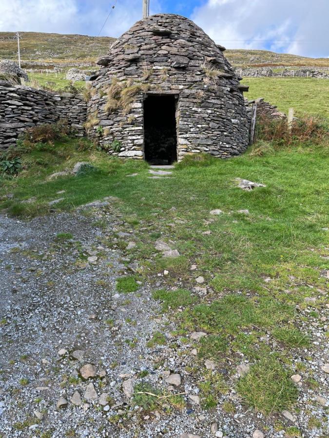 Old Irish Farmhouse Dingle Exterior photo